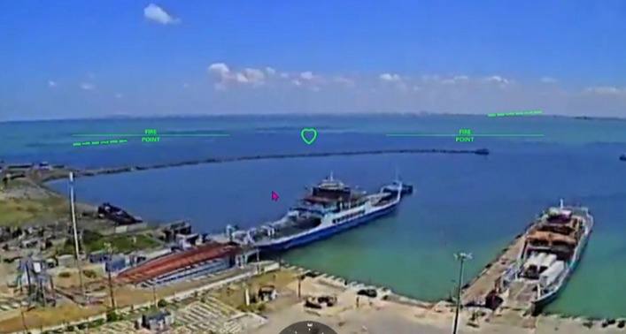 Rusya, Kırç Boğazı feribotlarını hasarlı halde yük gemisi olarak kullanıyor.