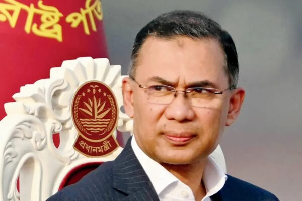 Bangladeş, gerilimlerin güveni gölgede bırakmasıyla Hindistan ile ilişkilerde yeniden yapılanma planını askıya aldı.