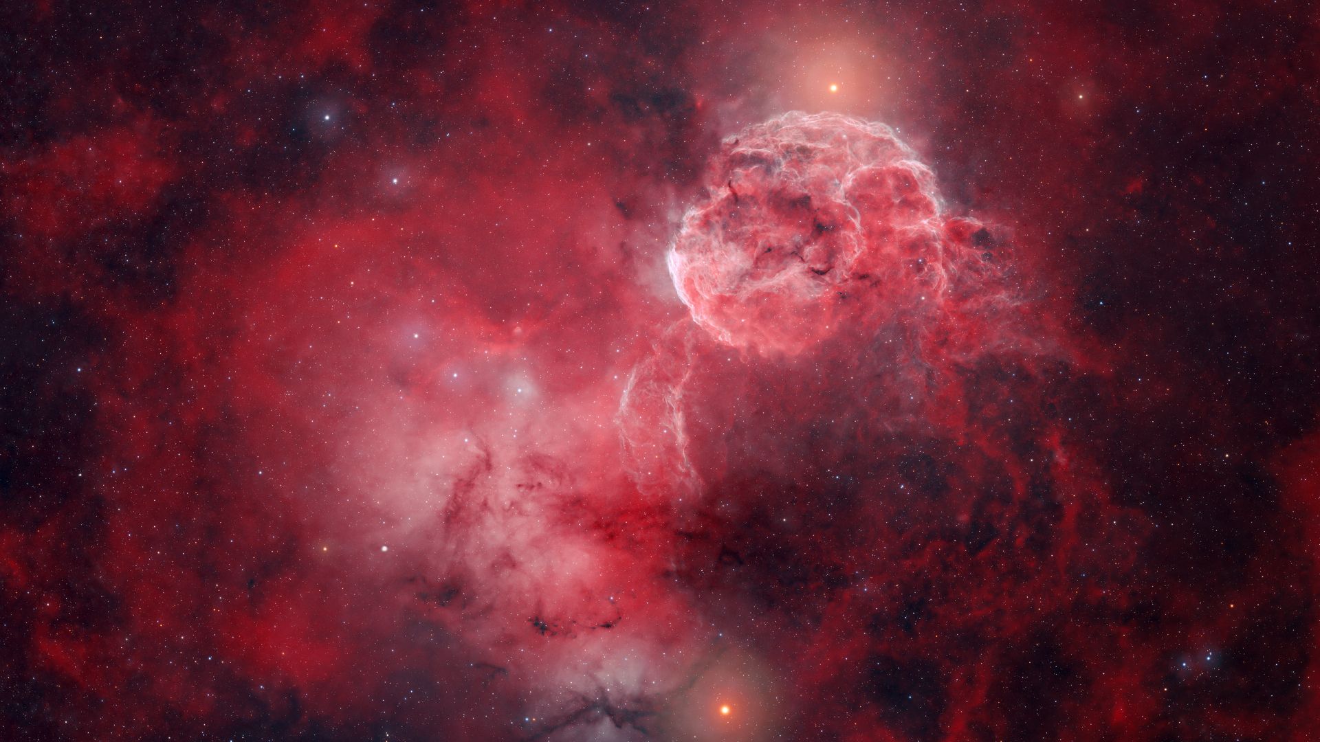 Bu muhteşem derin uzay nebula fotoğrafında ne görüyorsunuz: Bir denizanası mı, yoksa bir beyin mi?