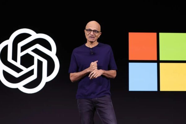 Satya Nadella, yapay zeka kullanan şirketlere şok uyarıda bulundu.