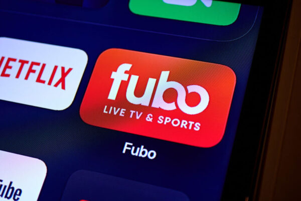 Fubo, Kasım ayında kaybolan bazı NBCU kanallarını geri getirdikten sonra fiyatları 15 dolar artırdı.