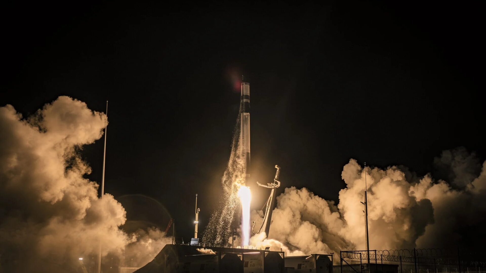 Rocket Lab’da gelişmeler ve gecikmeler: Elektron yükselişi, Neutron’da ise erteleme.