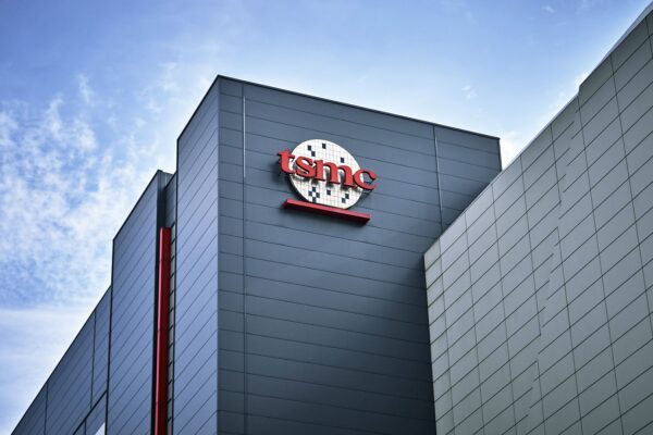 Eski TSMC yöneticisi, Çin’e kritik teknoloji sızdırmaya çalıştığı gerekçesiyle Ulusal Güvenlik Yasası kapsamında suçlanan ilk kişi oldu.
