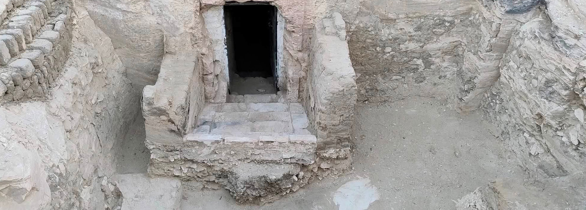 Luksor’da Heyecan Verici Keşif: Yeni Krallık Dönemi Mezarı Gün Yüzüne Çıkarıldı