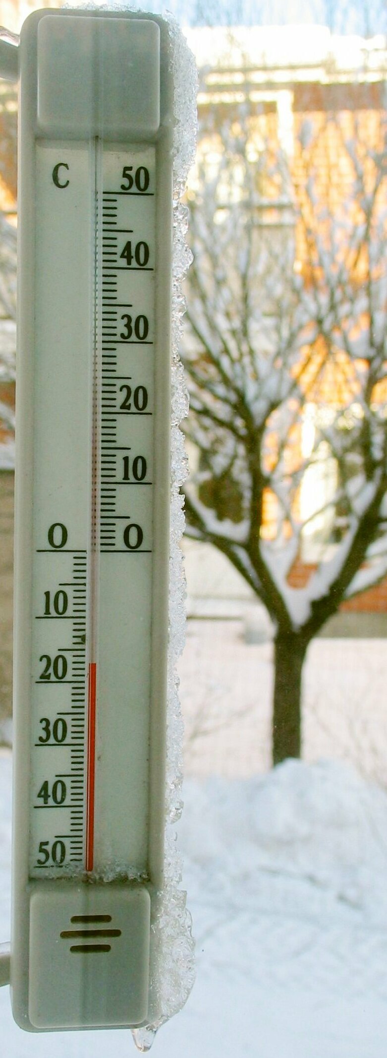 A thermometer showing −17°C.