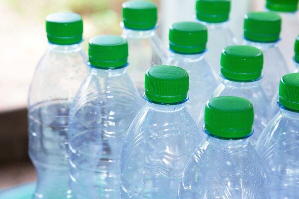 Su ve oksijenle geri dönüştürülen plastik atıklar: Ucuz ve çevre dostu çözüm.