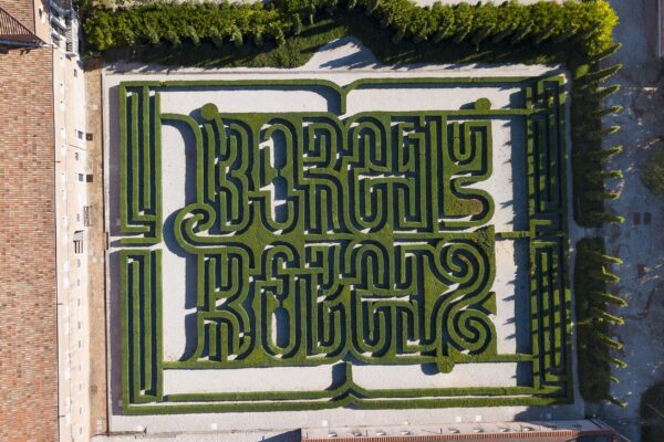 Venedik’teki restore edilmiş Borges Labirenti, yeniden ziyarete açıldı.