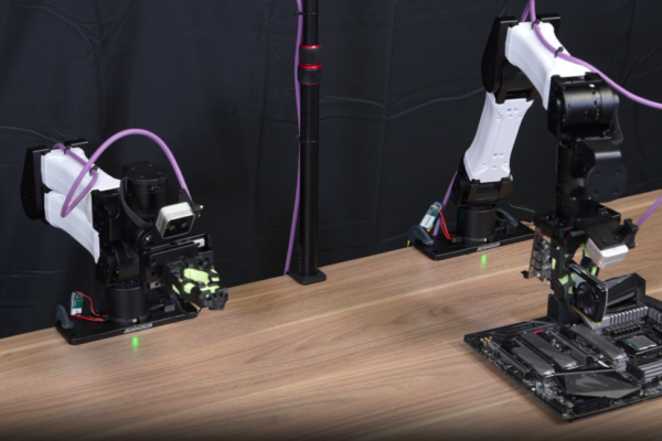 Yapay Zeka Destekli Kodlama Ajanları, Robotlara GPU Montajı ve Kablo Kesme Becerisi Kazandırdı