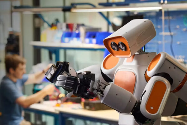 Walden Robotics, 1.1 milyar dolarlık değerle genel amaçlı robotlar alanında devrim yaratıyor.