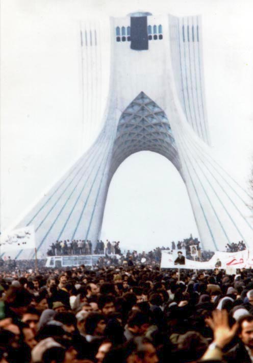 1979 İran Devrimi sırasında Tahran, Özgürlük Meydanında gerçekleştirilen tarihi Asura gösterisi.