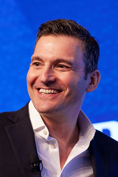 Evan solomon Kimdir?
