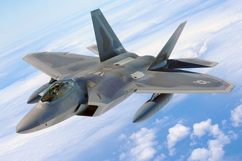 F-22 Raptor görseli