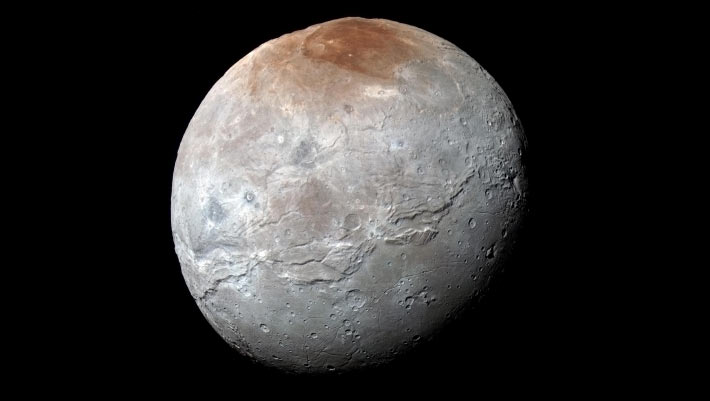 Plüton’un uydusu Charon’un dönüş hızı hala yavaşlıyor olabilir.