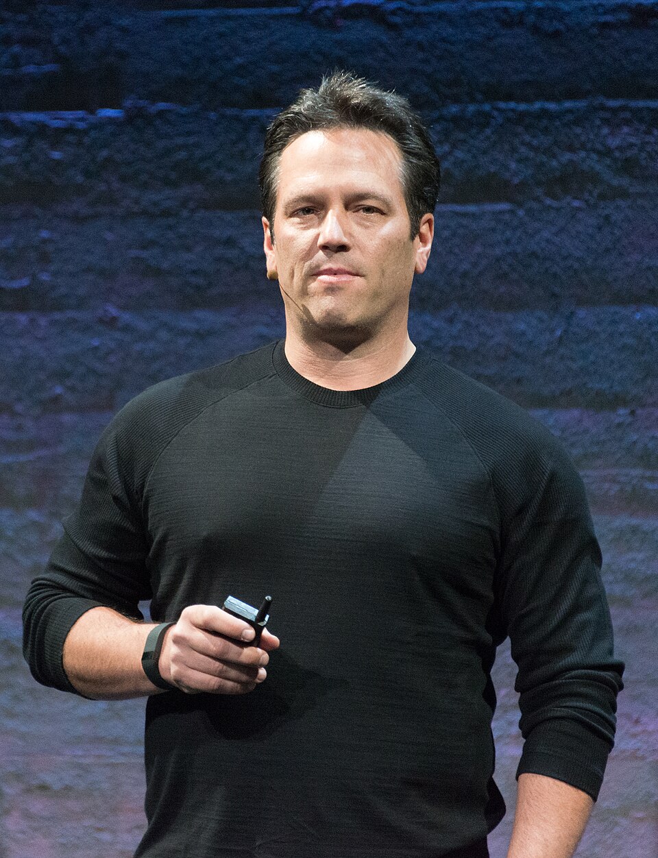 Phil Spencer portresinin sanatsal ve teknik açıdan özenle hazırlanmış profesyonel illüstrasyon çalışması.