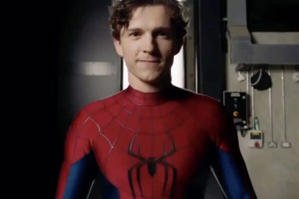 Tom Holland, Spider-Man’in yeni bölümünde şok bir değişikliğe öncülük etti: Detaylar ortaya çıktı.