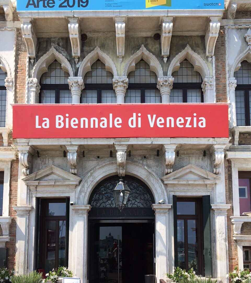 Venedik bienali Nedir?