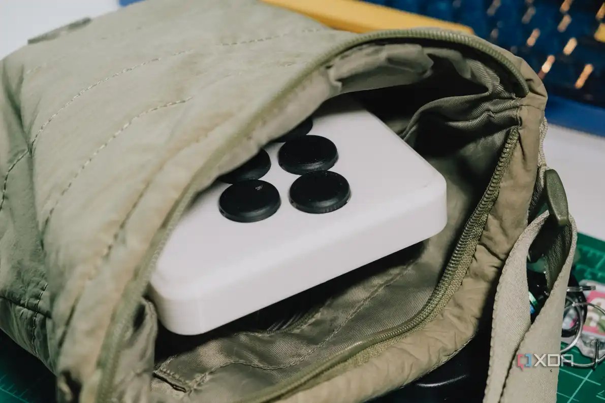 3D-printed leverless fightstick packed in a bag
