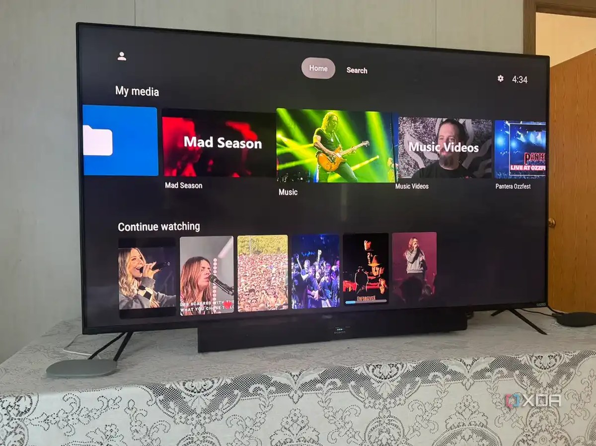 Google TV Streamer Running Jellyfin Official Client