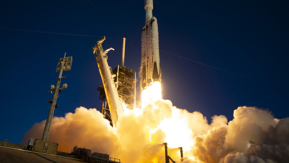 NASA's next 'great observatory' begins mission to widen our view of the Universe