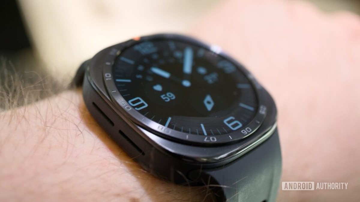 Samsung Galaxy Watch Ultra Kullanıcıları Bezel Sorunuyla Karşılaşıyor: Onarım Maliyetleri Şaşkınlık Yarattı