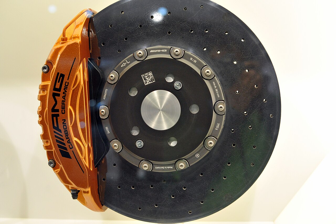 Amg carbon ceramic brake geneva auto show 2011