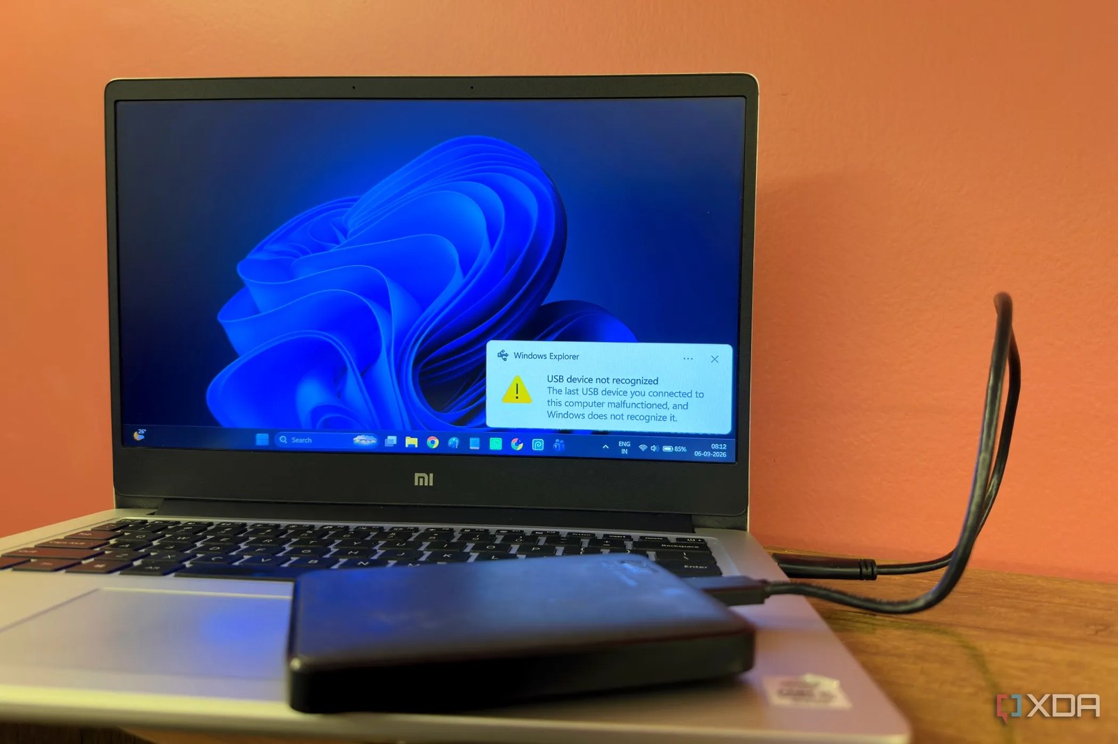 Windows 11 dizüstü bilgisayarda tanınmayan harici USB HDD.
