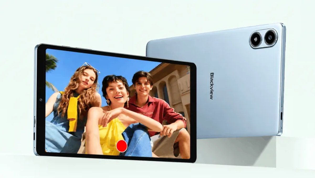 Blackview Zeno 2 tablet front and rear views
