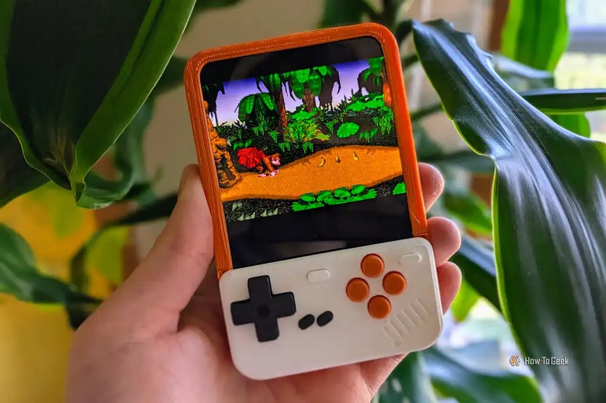 Game Boy cover on Titan 2 Elite 5