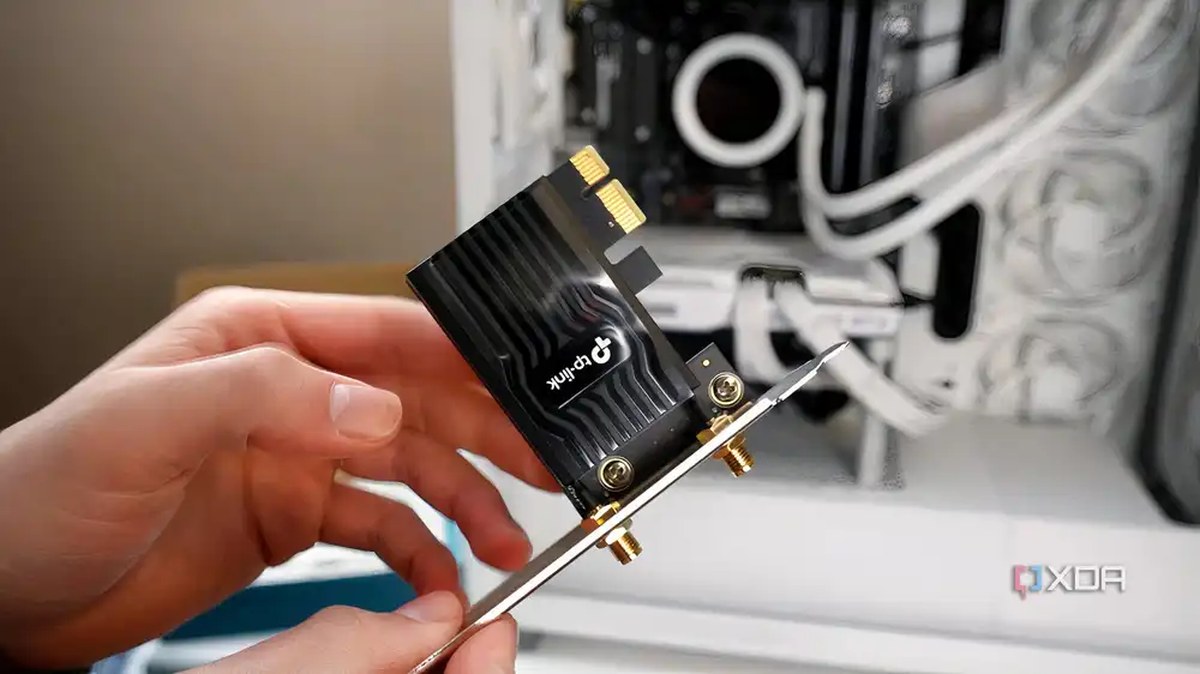 black TP-Link PCIe Wi-Fi expansion card