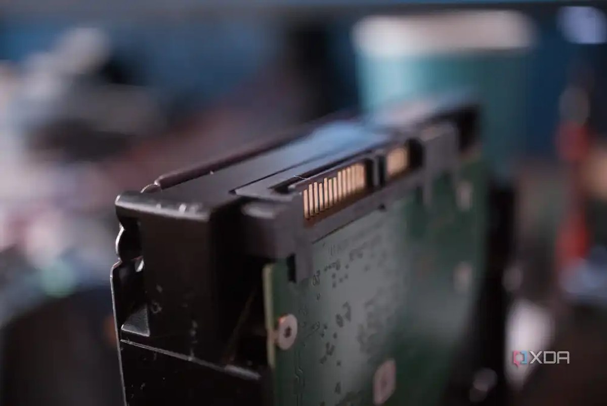 Seagate IronWolf HDD SATA pins
