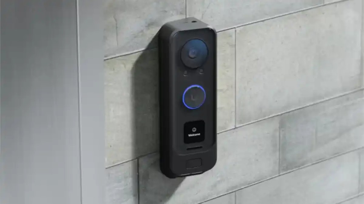 ubiquiti g4 video doorbell mounted on a wall