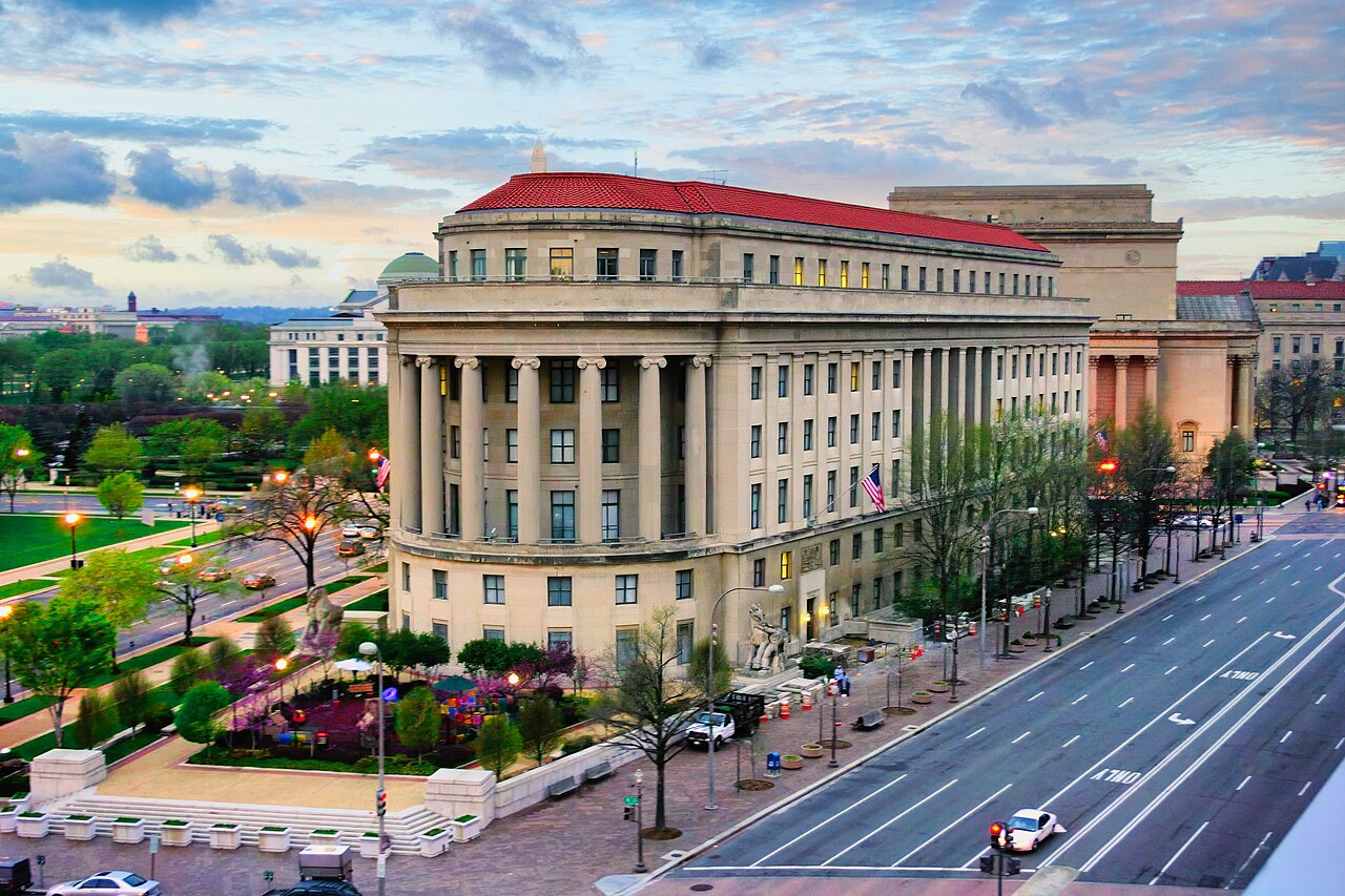 Apex Building, built in 1938 (FTC headquarters) in Washington, DC